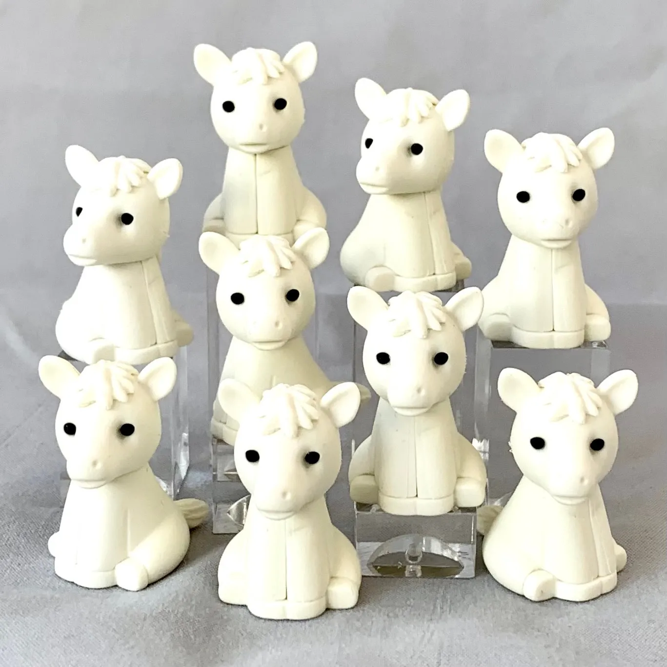 38049 WHITE HORSE ERASER-60