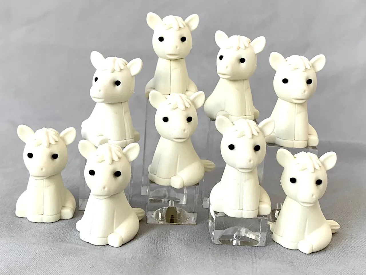 38049 WHITE HORSE ERASER-60