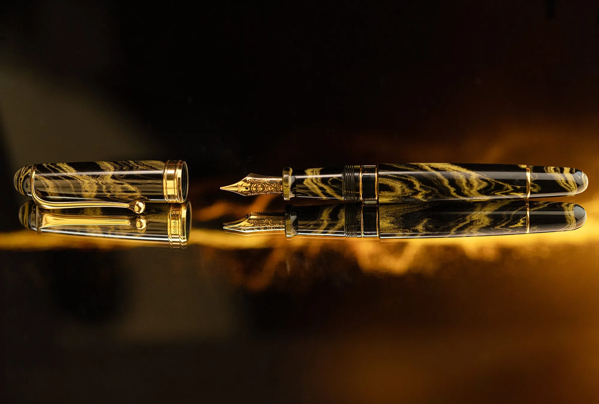 Aurora 88 Fountain Pen - Ebonite Gialla (Limited Edition)