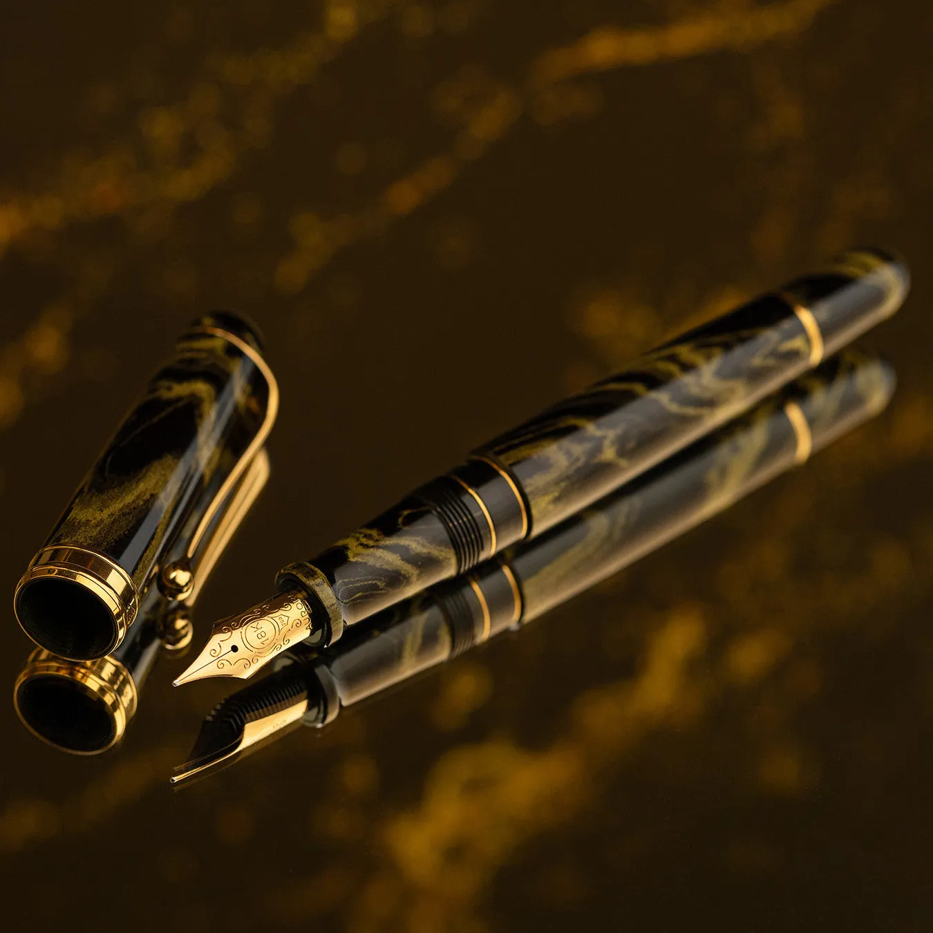 Aurora 88 Fountain Pen - Ebonite Gialla (Limited Edition)