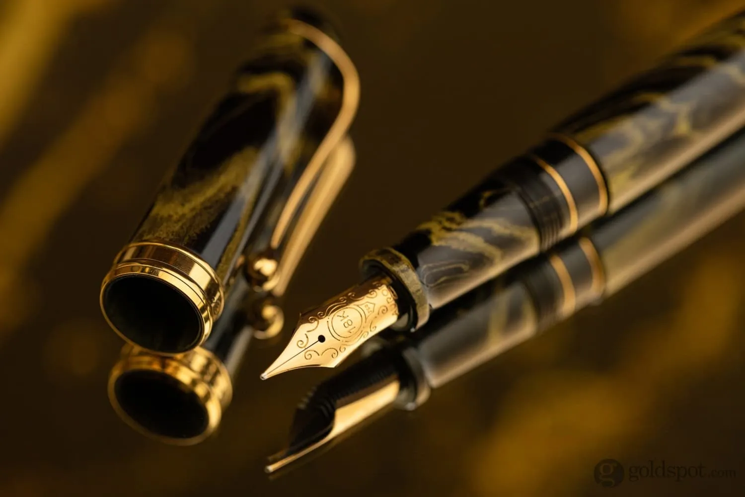 Aurora 88 Fountain Pen in Ebanite Gialla -18K Gold - Limited Edition