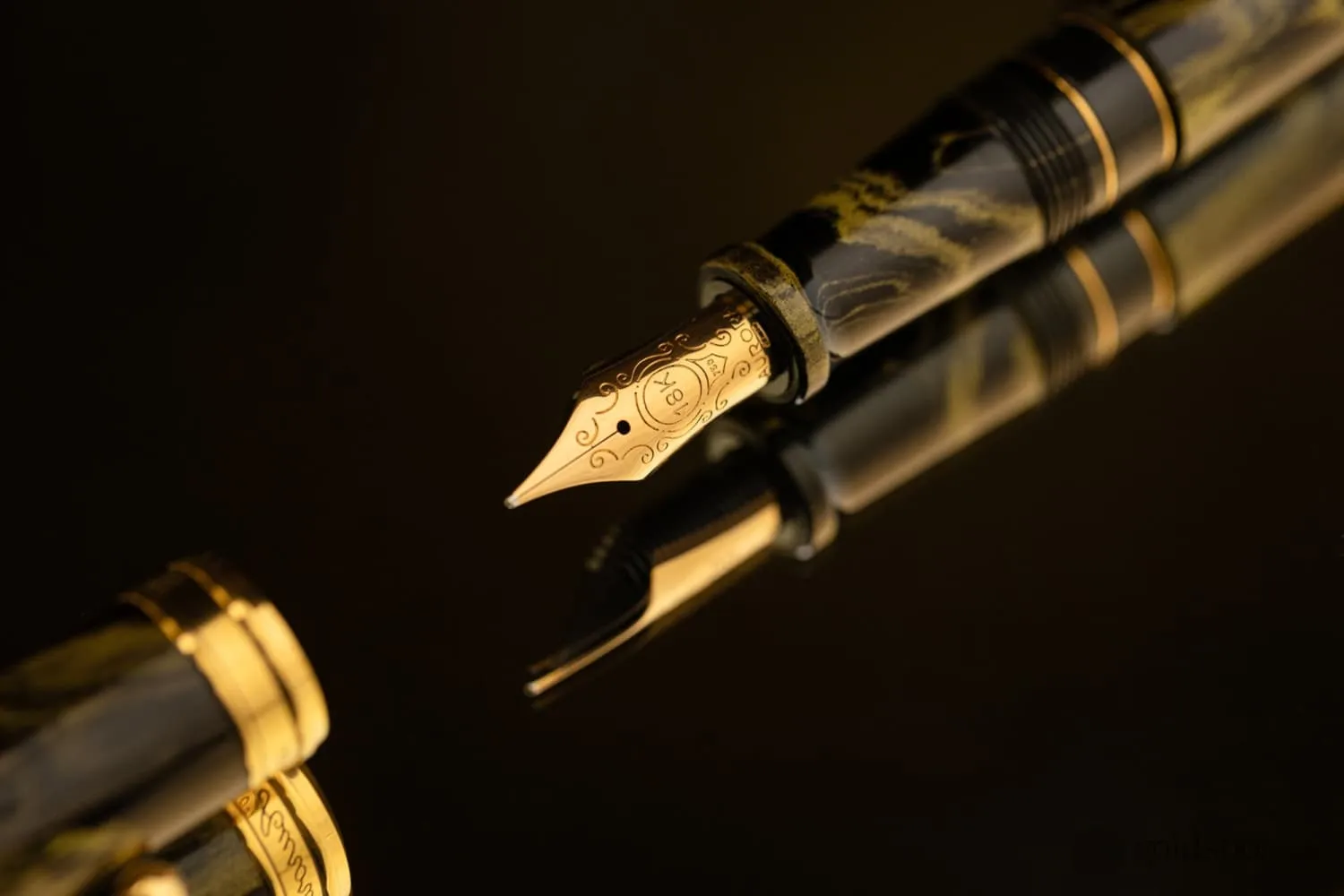 Aurora 88 Fountain Pen in Ebanite Gialla -18K Gold - Limited Edition