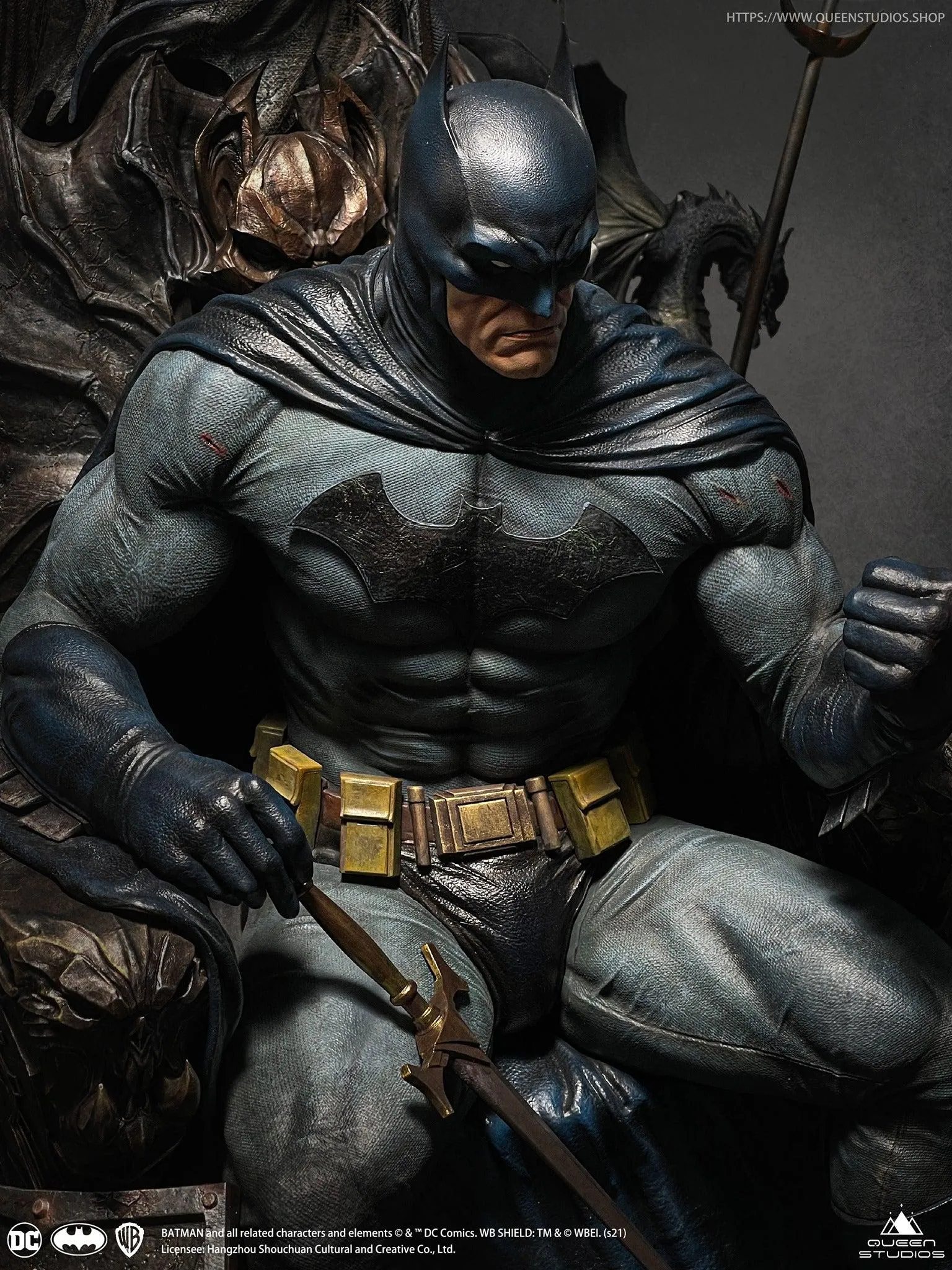 Batman on Throne REGULAR 1/4 Scale Statue