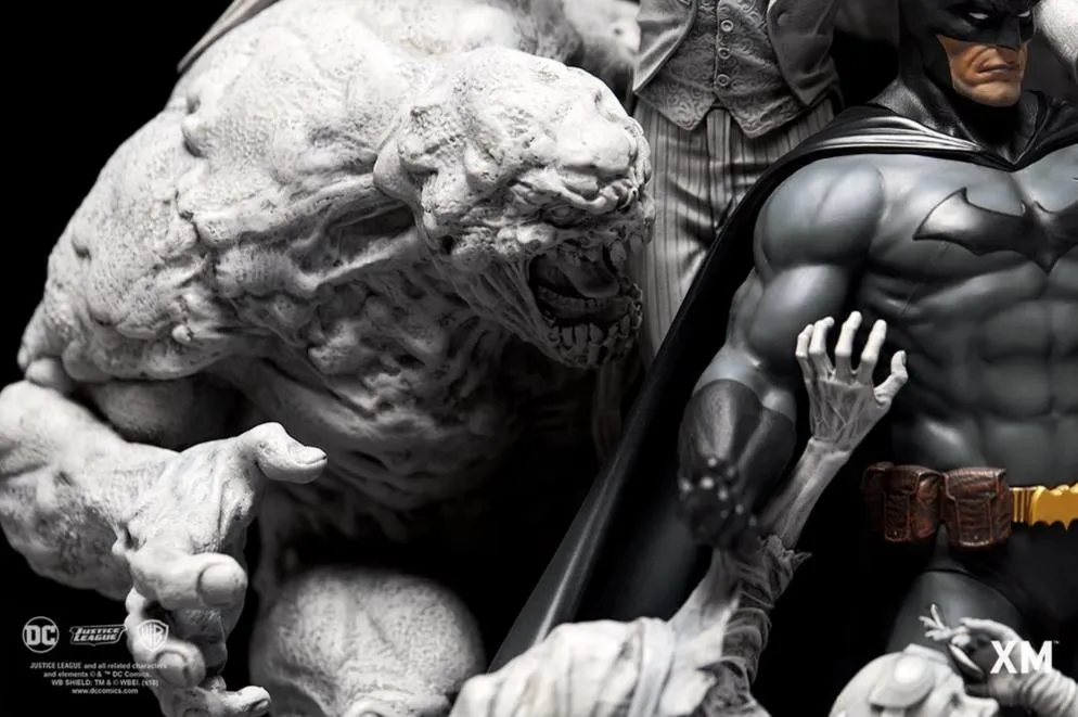 Batman Sanity 1/6 Scale Epic Series Diorama - Smoke Version