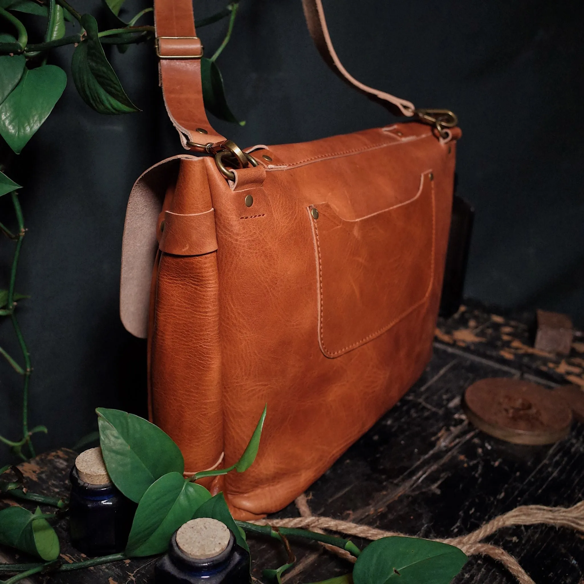 Champlain Leather Satchel – English Tan Edition