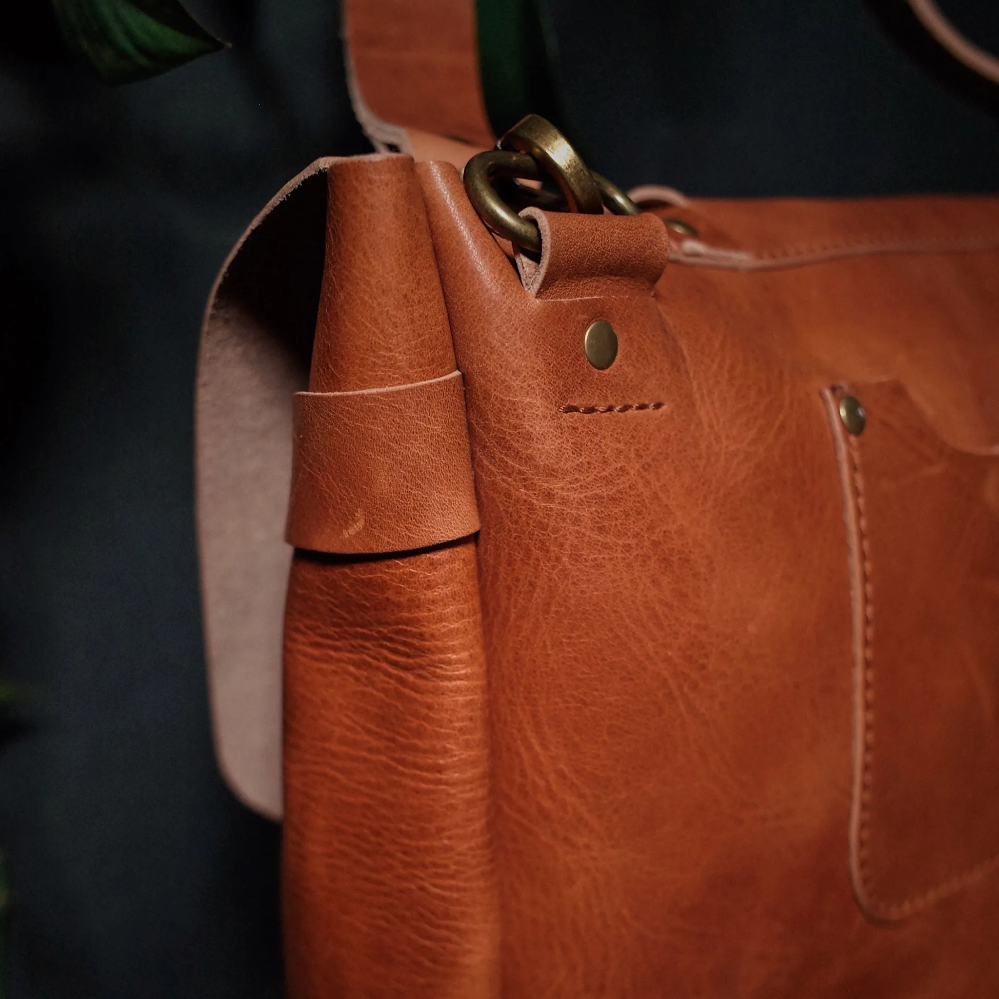 Champlain Leather Satchel – English Tan Edition