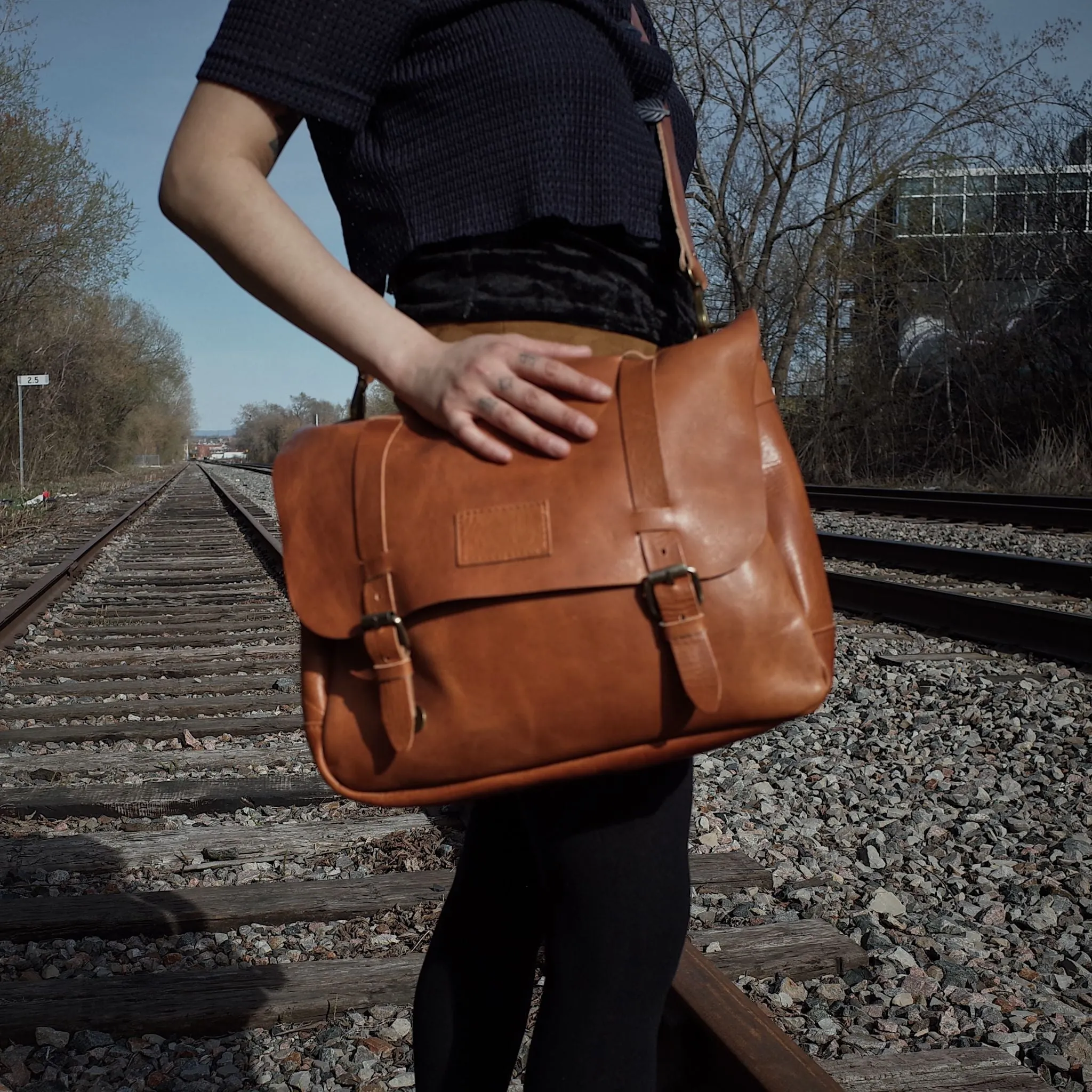 Champlain Leather Satchel – English Tan Edition