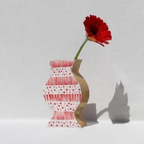 Dashing Red Vessel