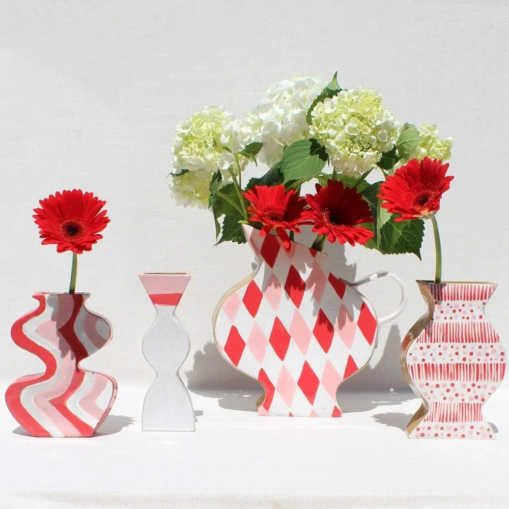 Dashing Red Vessel