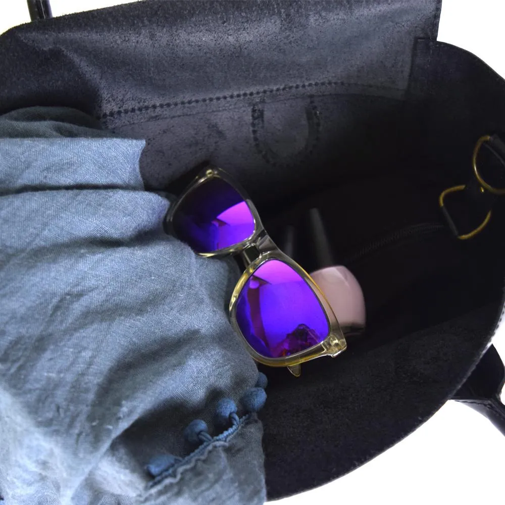 Foldover Tote in Black Leather C ncled Carry