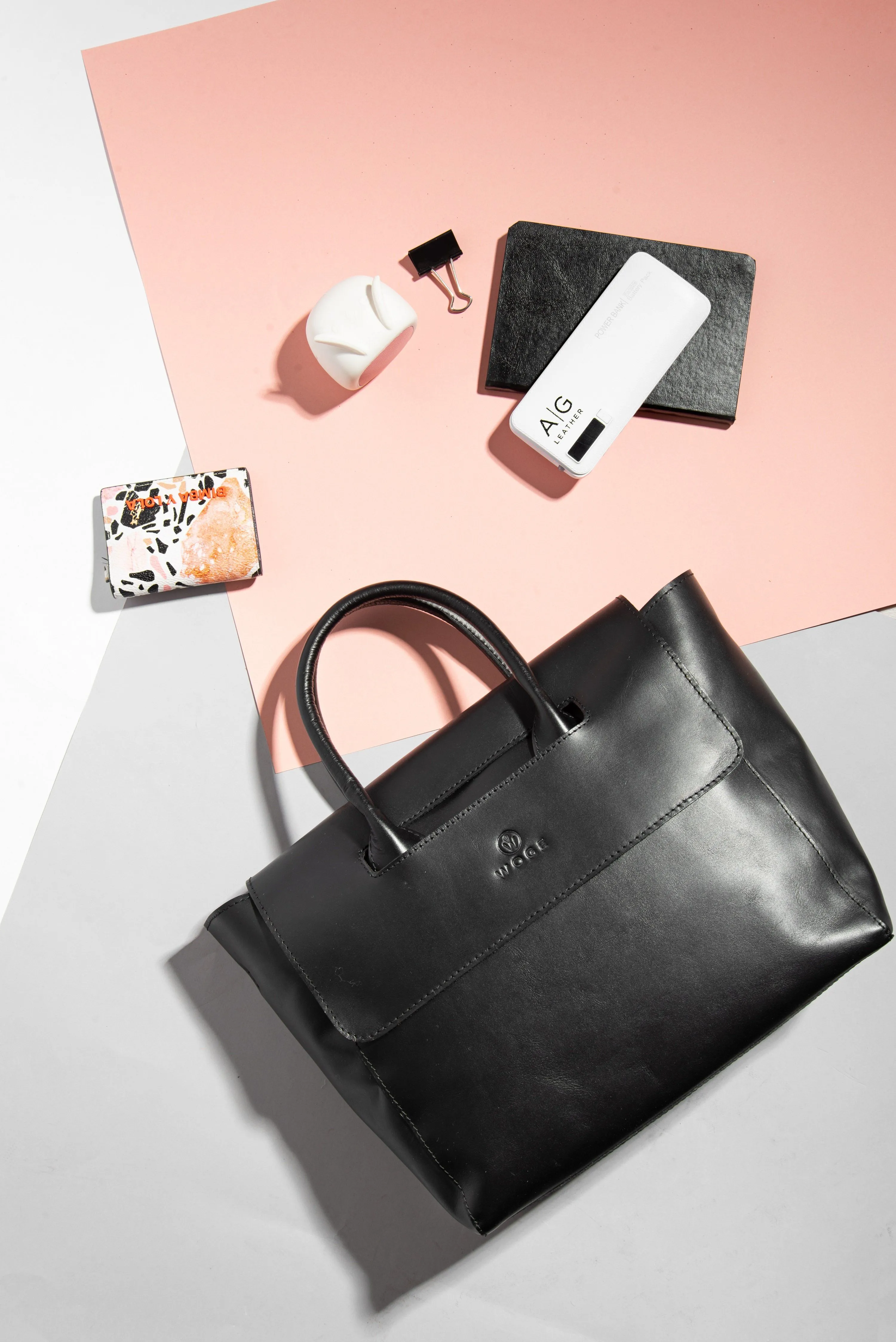 Foldover Tote in Black Leather C ncled Carry