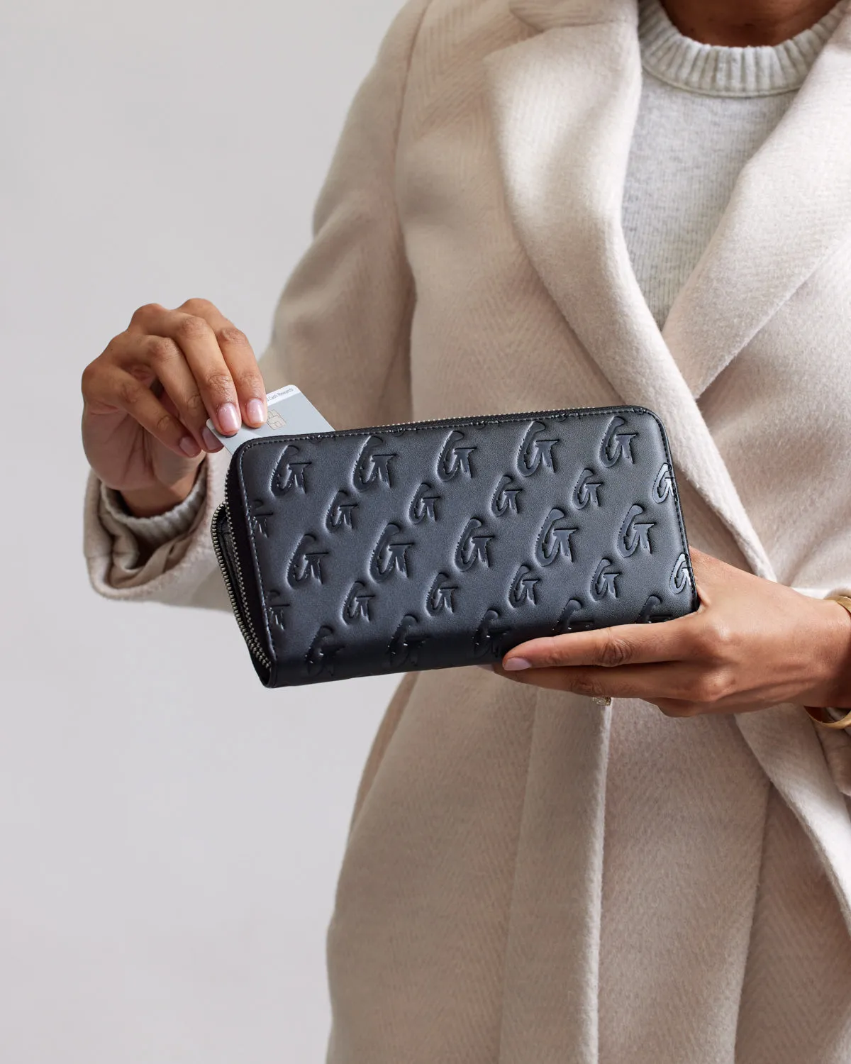 JUMBO MONOGRAM WALLET - MATTE BLACK