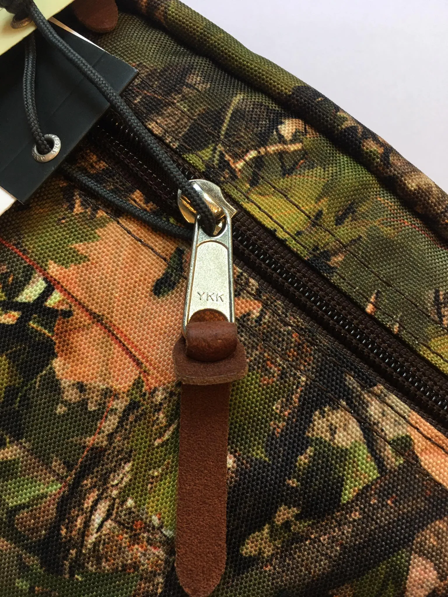 Padded Shoulder Pouch Medium