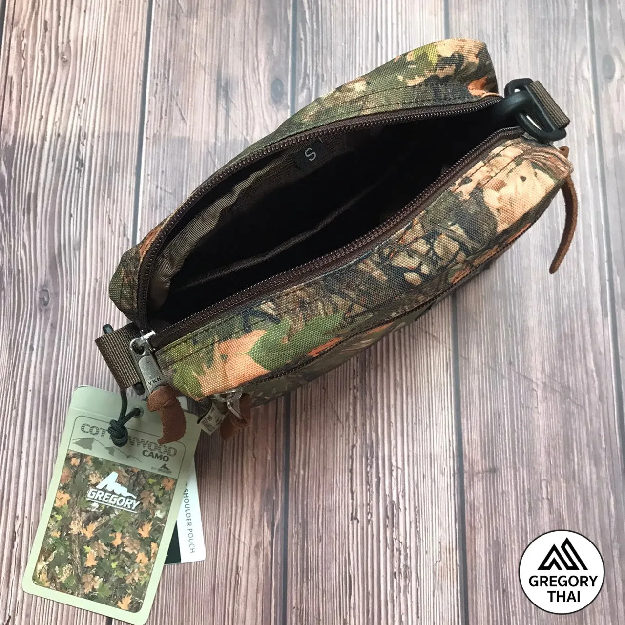 Padded Shoulder Pouch Medium