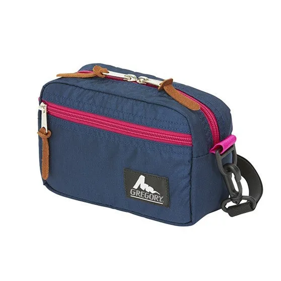 Padded Shoulder Pouch Medium