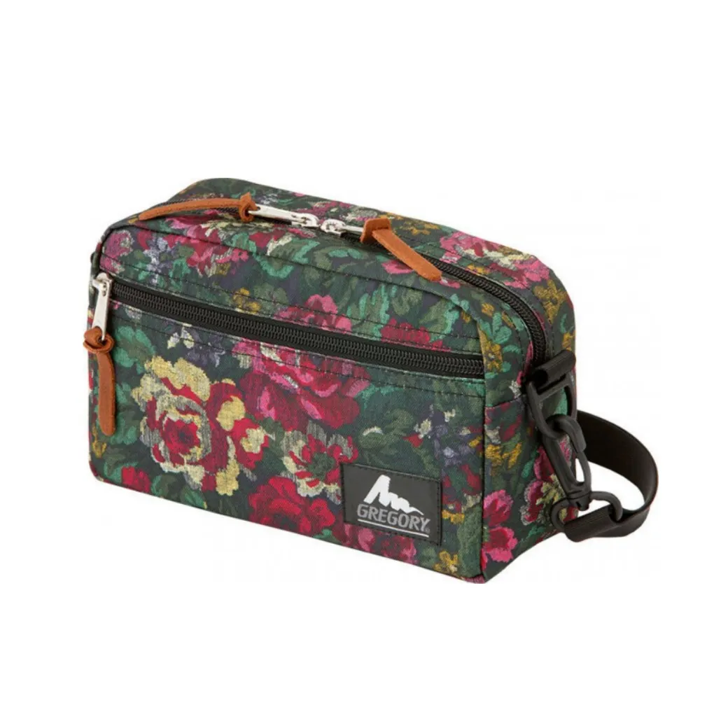 Padded Shoulder Pouch Medium