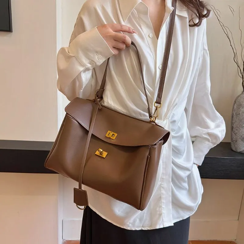 Reo Black Smooth Calfskin Women's Large Handbag