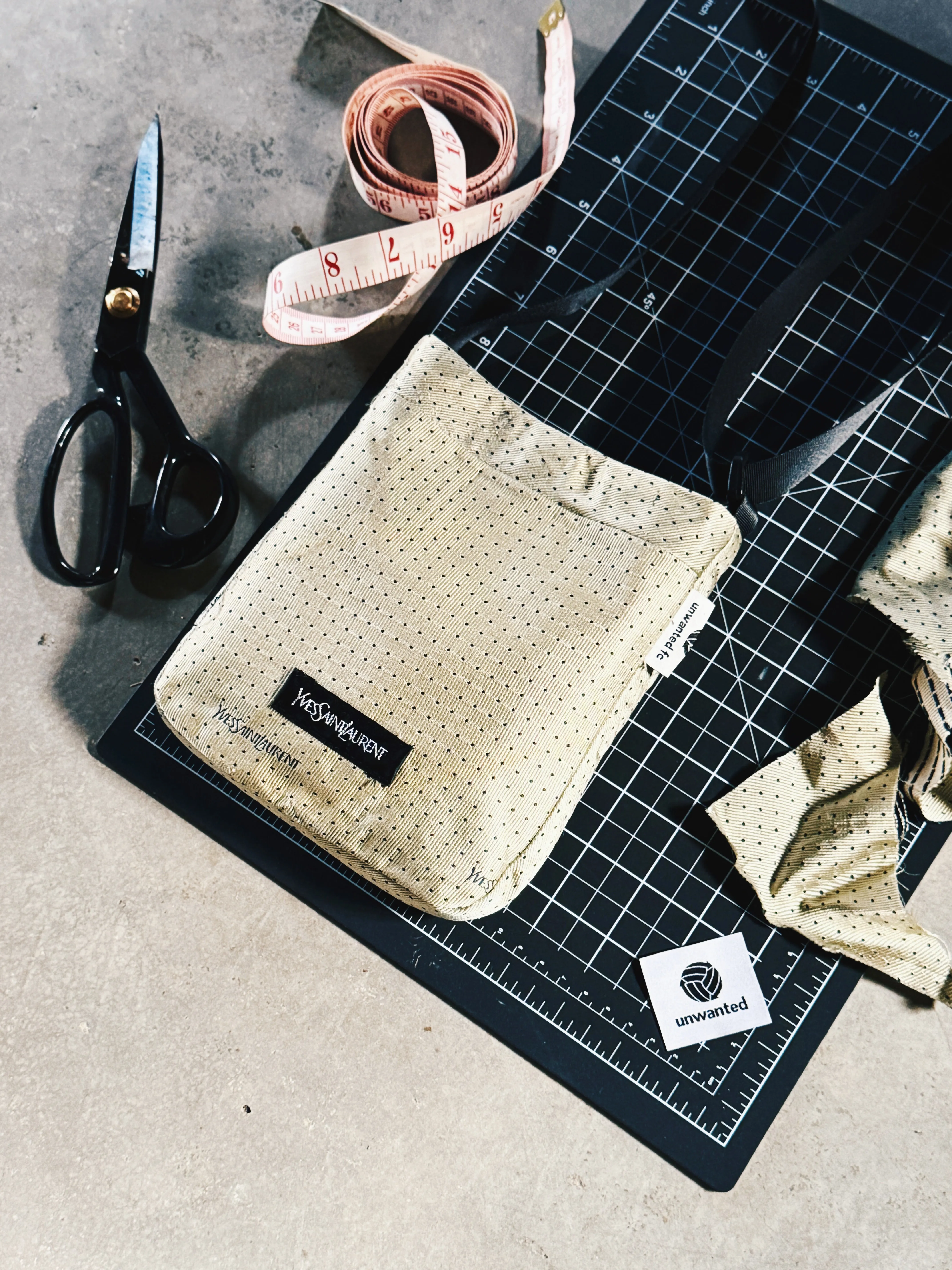 Saint Laurent Side Bag (Lite)