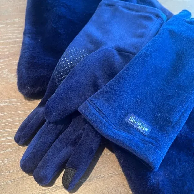 Sprigs Faux Fur Scarf with Velvet Perfect Fit Texting Gloves