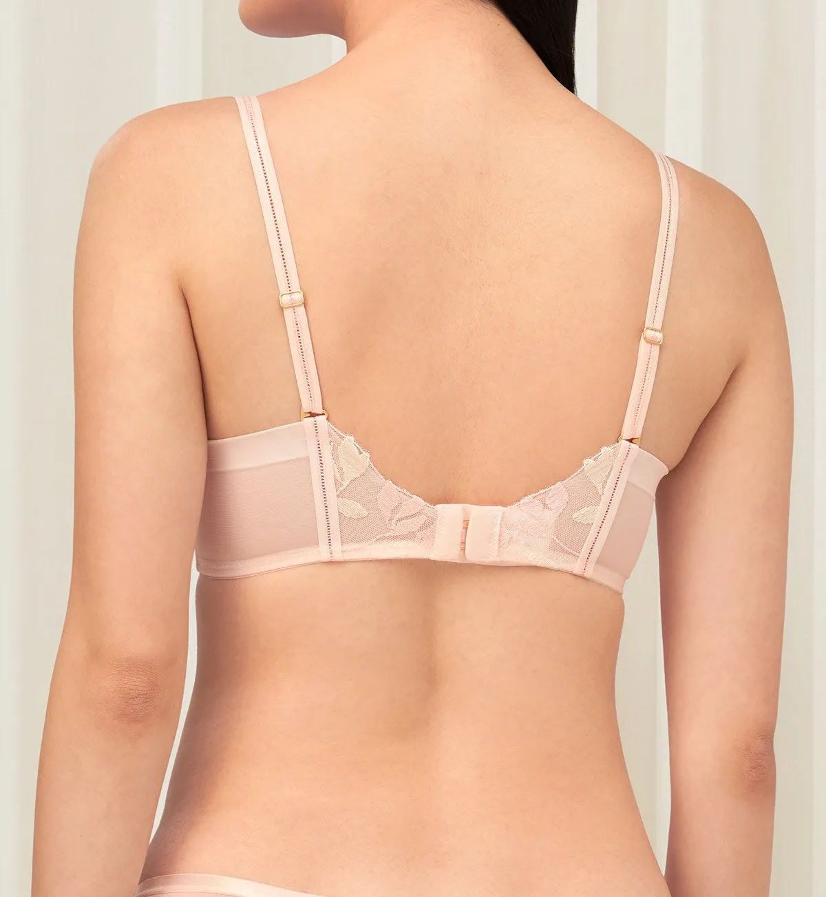 SPRING EMBROIDERY WIRED PUSH UP BRA